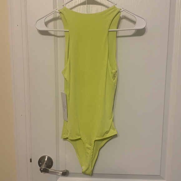 #51 Live In The Moment Bodysuit Green NWT - Picture 2 of 2